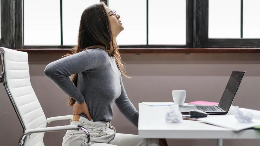 Can Sitting Too Long Make Back Pain Worse? What Experts Recommend